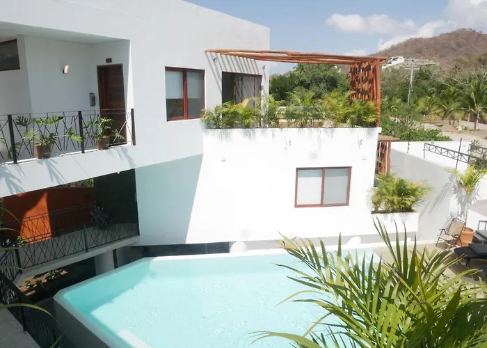 La Ropa Lofts Luana Apartahotel Zihuatanejo